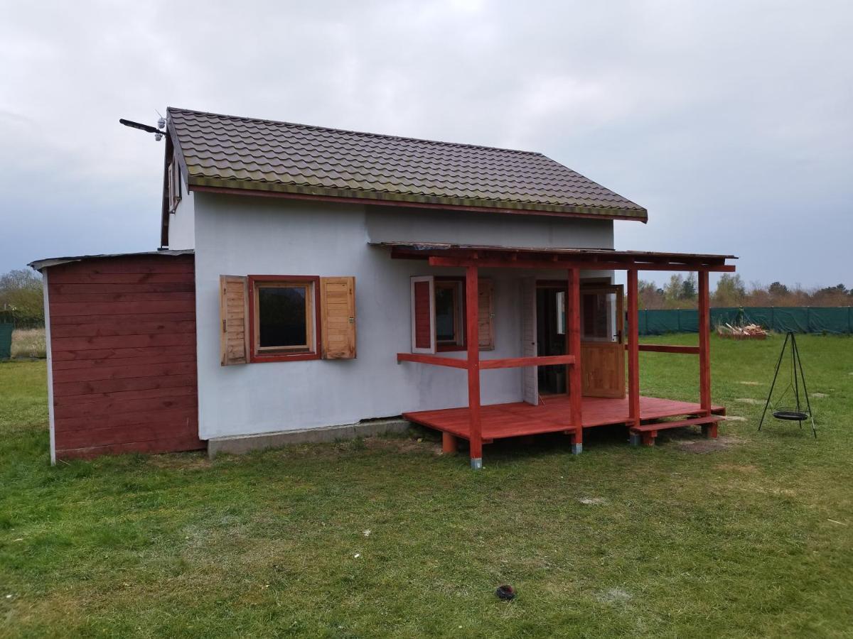 Domek Caloroczny Zastan エクステリア 写真
